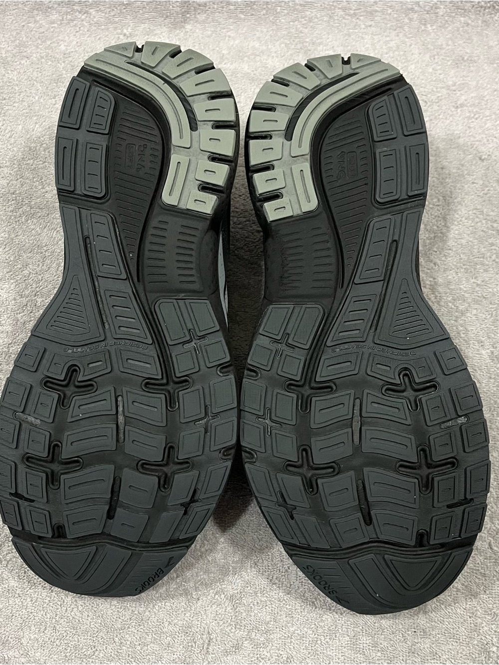 Brooks Trace 3 mens running shoes size 10 (D) Gray Black color - Picture 9 of 11